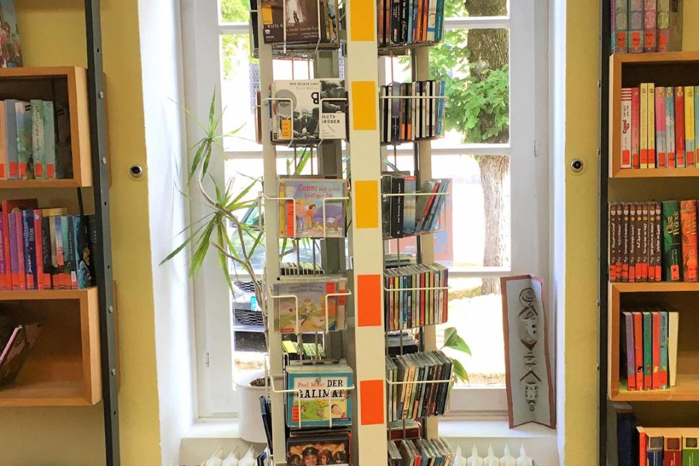 Dieses CD/DVD Display ist mittlerweile schon gut mit TONIE's (c) gefüllt
